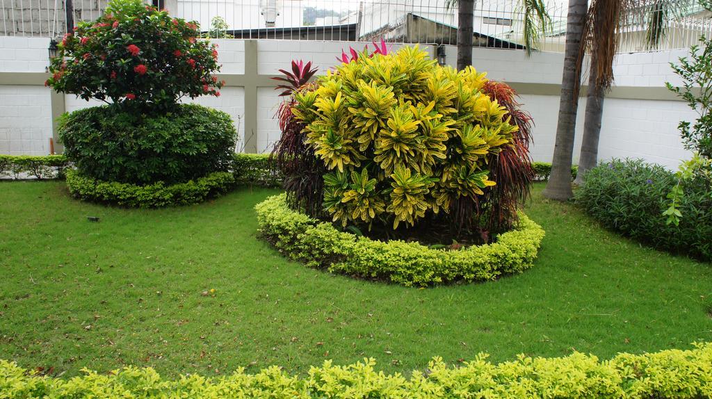 Urdesa Suites Hotel Guayaquil Buitenkant foto
