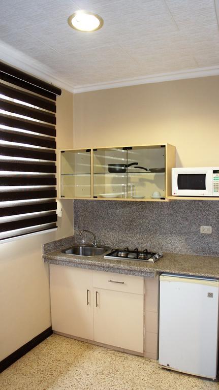 Urdesa Suites Hotel Guayaquil Buitenkant foto
