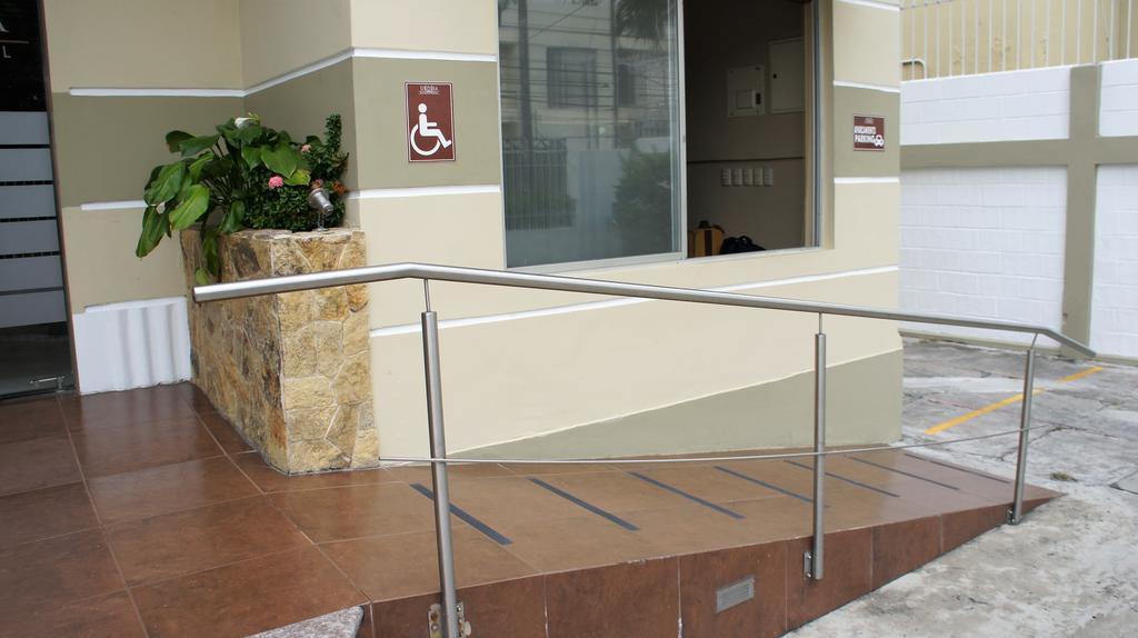 Urdesa Suites Hotel Guayaquil Buitenkant foto