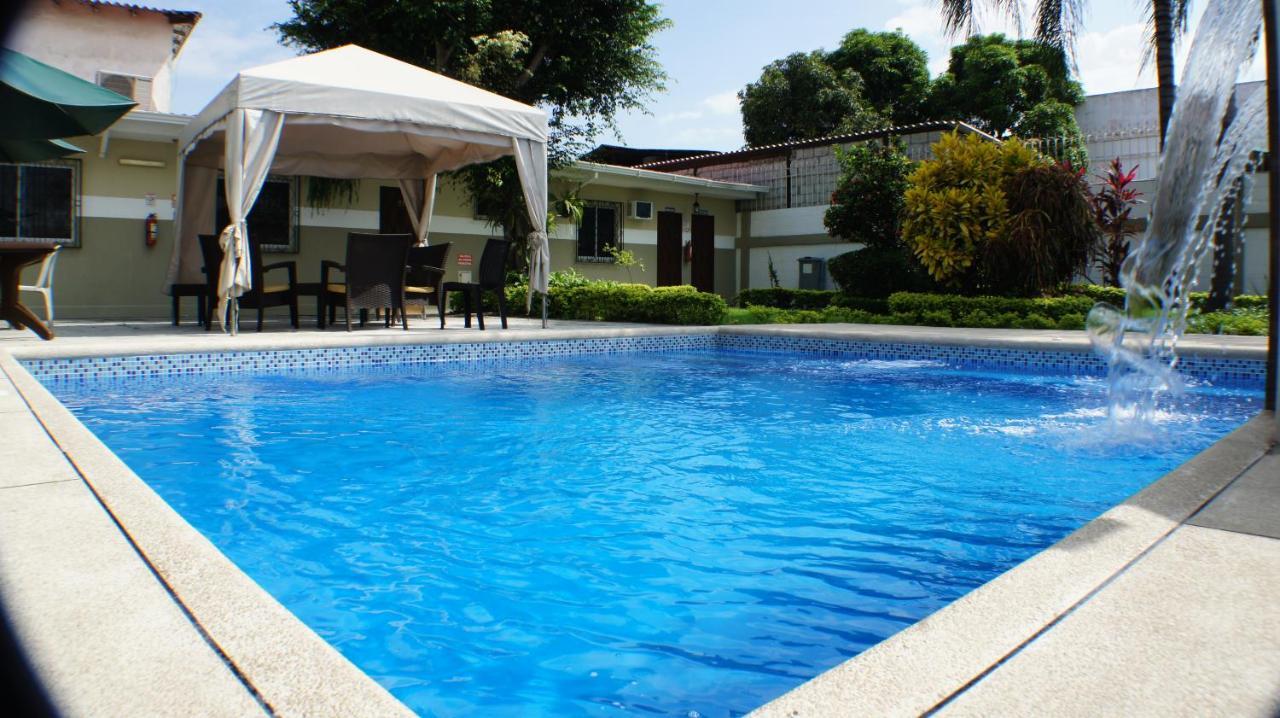Urdesa Suites Hotel Guayaquil Buitenkant foto