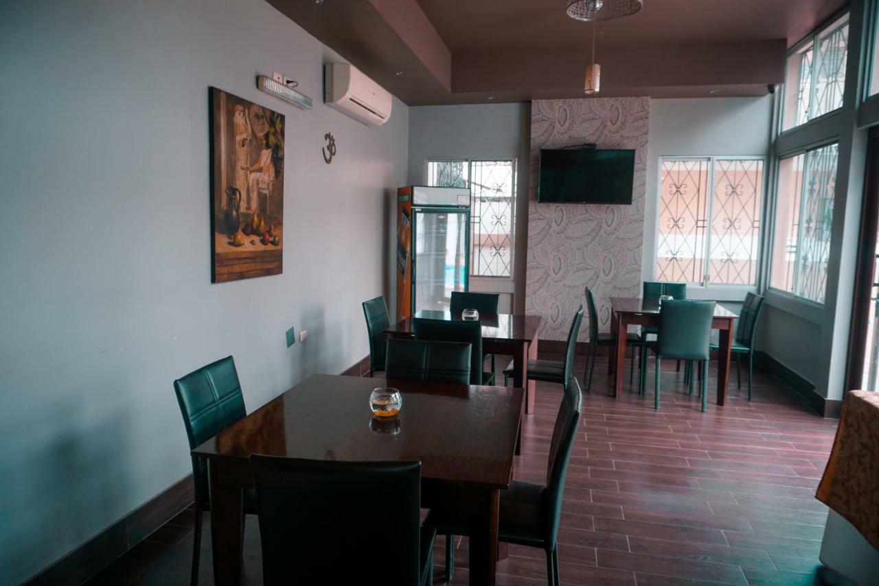 Urdesa Suites Hotel Guayaquil Buitenkant foto