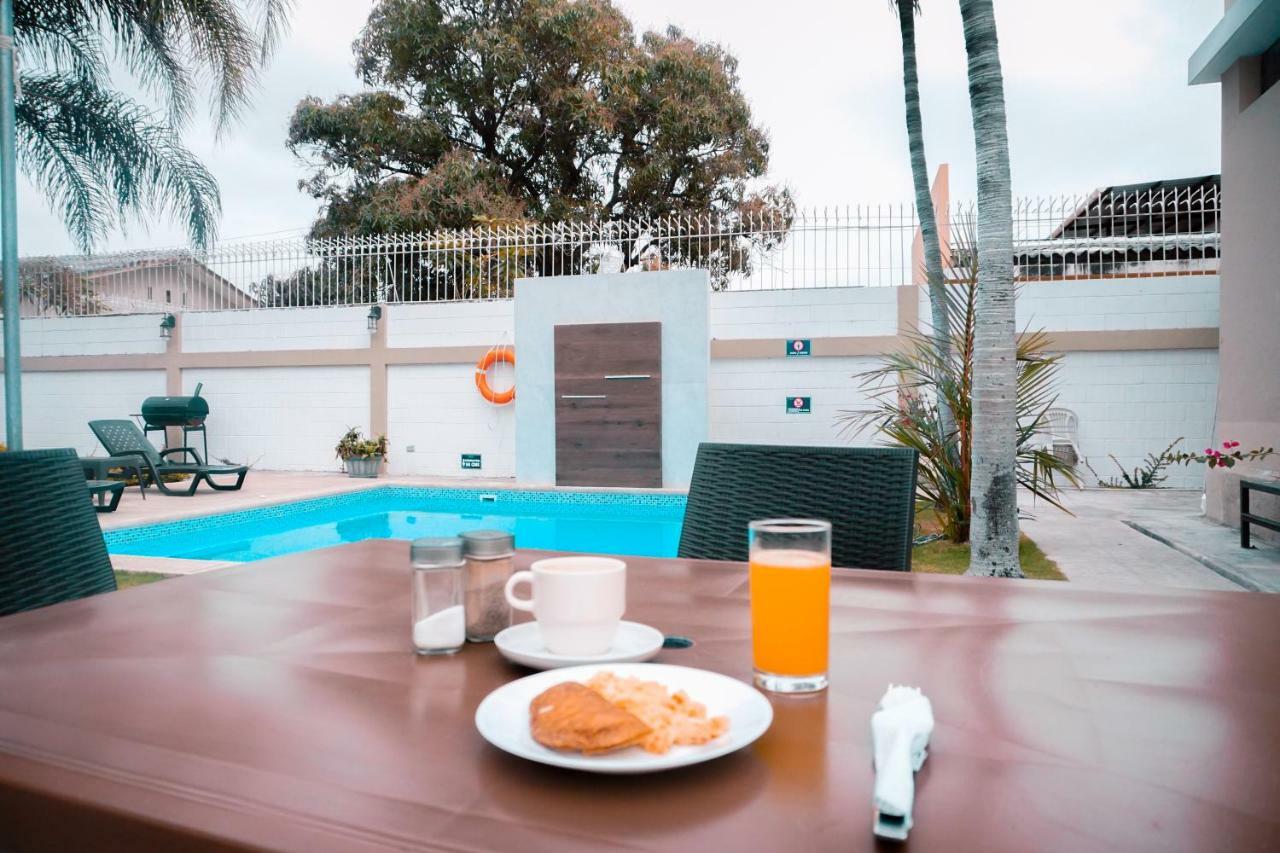 Urdesa Suites Hotel Guayaquil Buitenkant foto